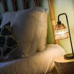 Lumineux - L'amazone - Gare Apartament *