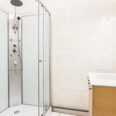 Daire Lumineux - L'amazone - Gare Saverne